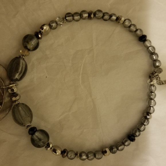 Choker - Picture 4 of 4